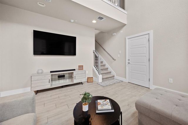 11315 Gadsen LN, Austin, TX 78754
