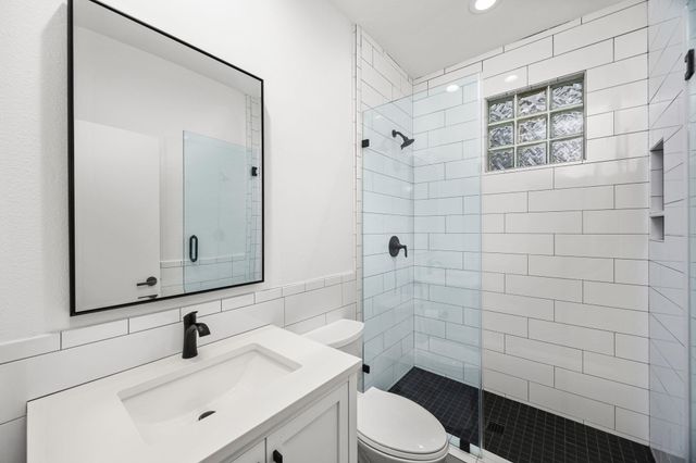 1801 Oneil Street C, Houston, TX 77019