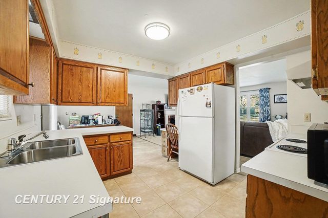 3117 Brockton Place, Saginaw, MI 48602