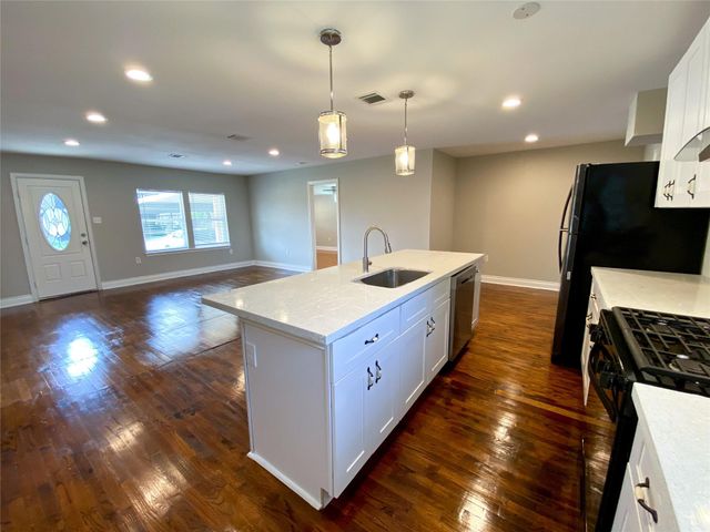 1406 Mystic Street, Houston, TX 77020