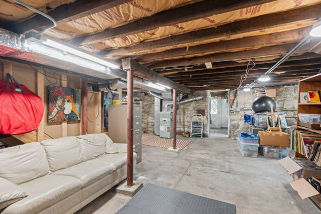 3621 Vernon Avenue, Brookfield, IL 60513