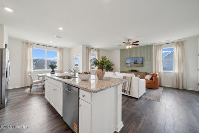 218 Grandview Drive, Elizabeth City, NC 27909