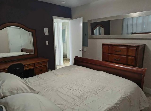 5741 SW 24th Avenue A, Fort Lauderdale, FL 33312