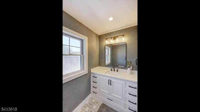1613 Rising Way, Westfield Town, NJ 07092