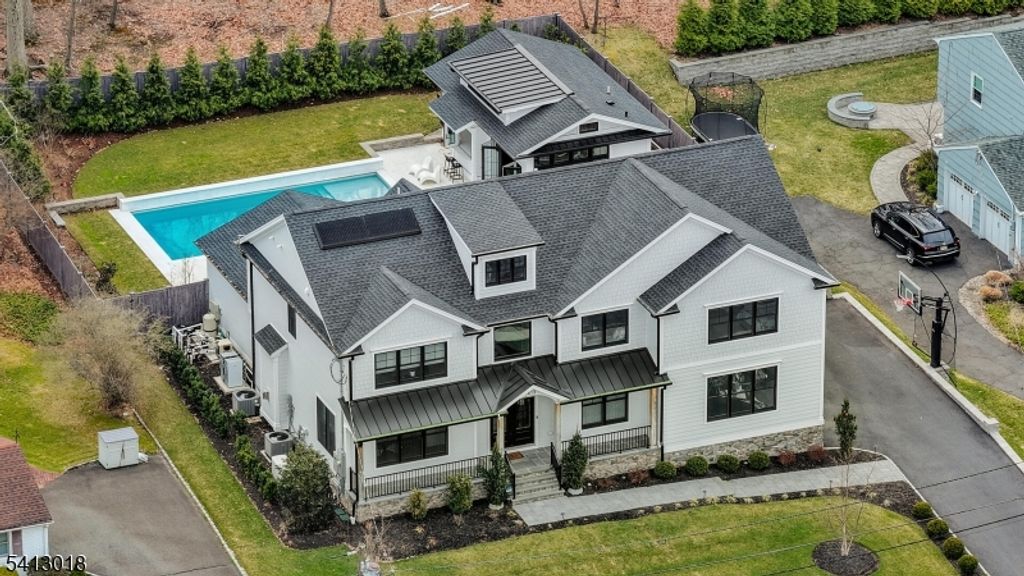1613 Rising Way, Westfield Town, NJ 07092