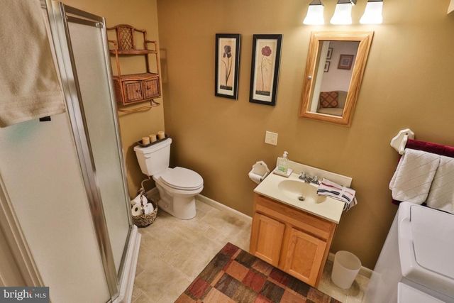 34 S OAK ST, Lititz, PA 17543
