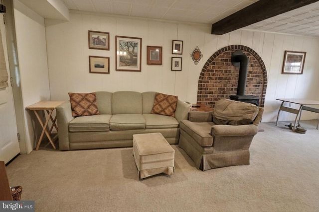 34 S OAK ST, Lititz, PA 17543