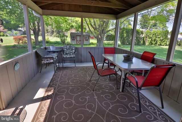 34 S OAK ST, Lititz, PA 17543