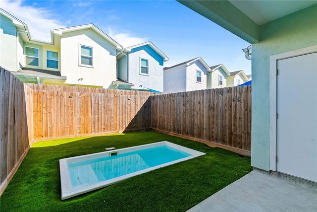 14010 Fortuna Bay Dr C, Corpus Christi, TX 78418