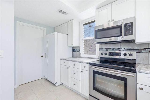 5194 MARSH FIELD LANE 96, Sarasota, FL 34235