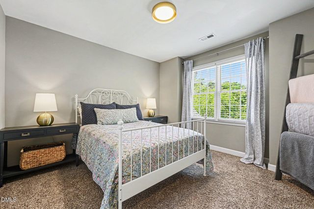 1200 Alderwood Court, Apex, NC 27502