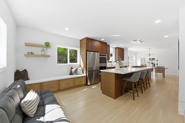 3035 Flores Street, San Mateo, CA 94403