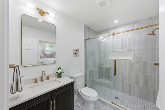 3035 Flores Street, San Mateo, CA 94403