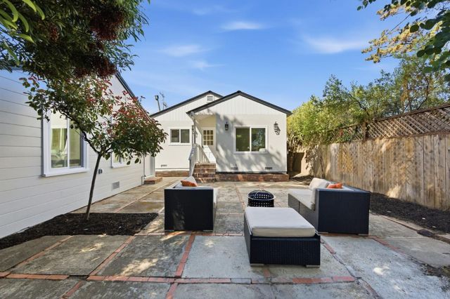 3035 Flores Street, San Mateo, CA 94403