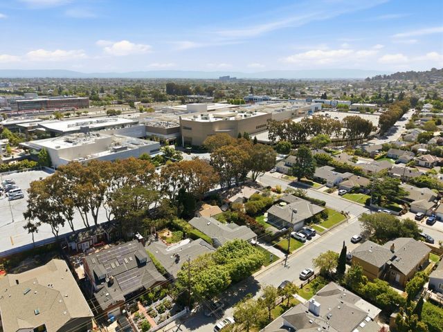3035 Flores Street, San Mateo, CA 94403