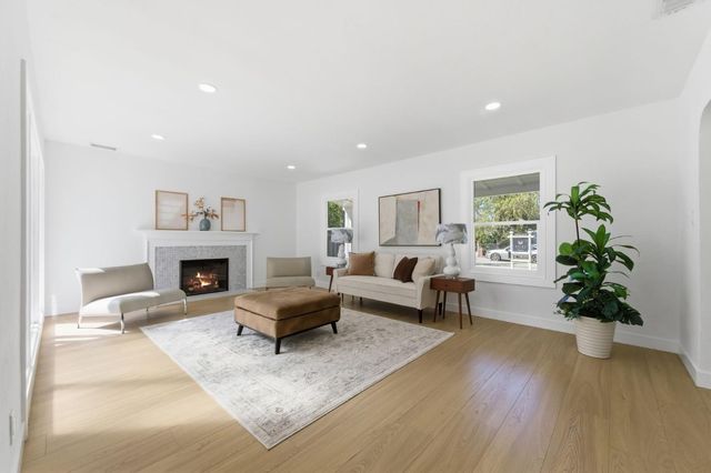 3035 Flores Street, San Mateo, CA 94403