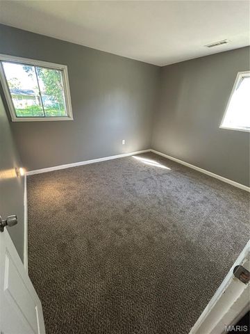 109 Saint Barbara Lane, Cahokia, IL 62206