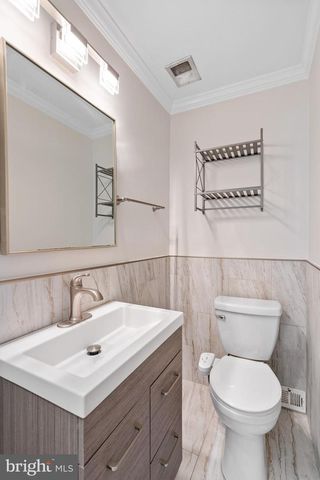401 JEFFERSON AVE, Beverly, NJ 08010