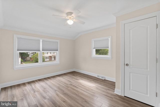 401 JEFFERSON AVE, Beverly, NJ 08010