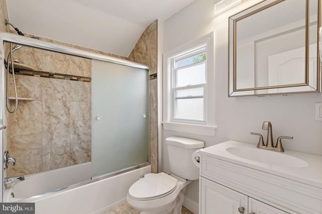 401 JEFFERSON AVE, Beverly, NJ 08010