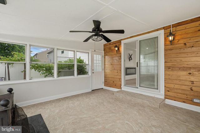 401 JEFFERSON AVE, Beverly, NJ 08010