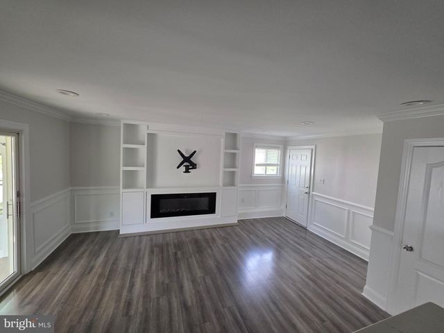 401 JEFFERSON AVE, Beverly, NJ 08010