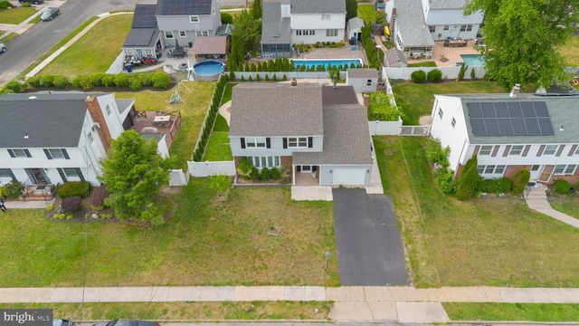 401 JEFFERSON AVE, Beverly, NJ 08010