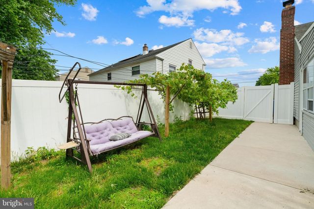 401 JEFFERSON AVE, Beverly, NJ 08010