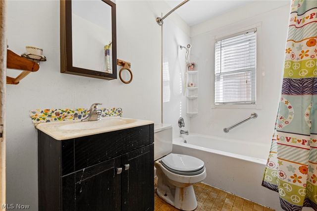 4526 W 172nd Street, Cleveland, OH 44135