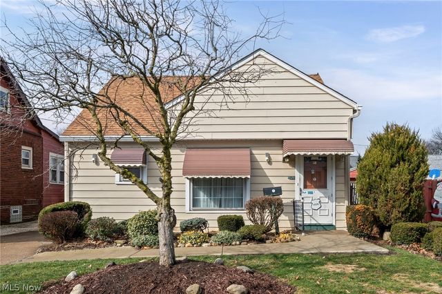 4526 W 172nd Street, Cleveland, OH 44135