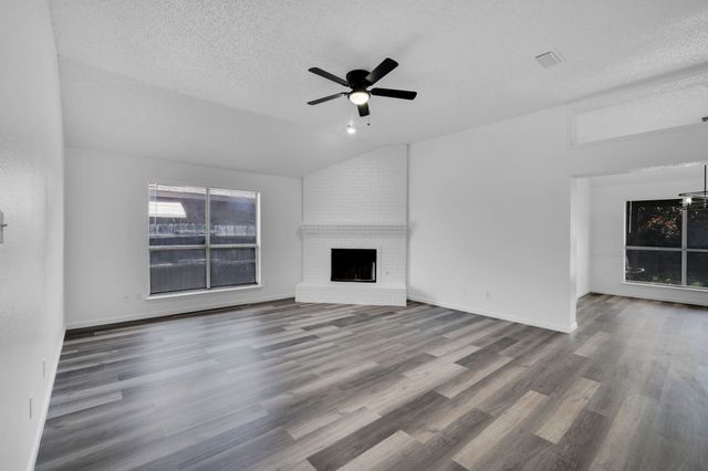 408 Wolfe Street, Cedar Hill, TX 75104