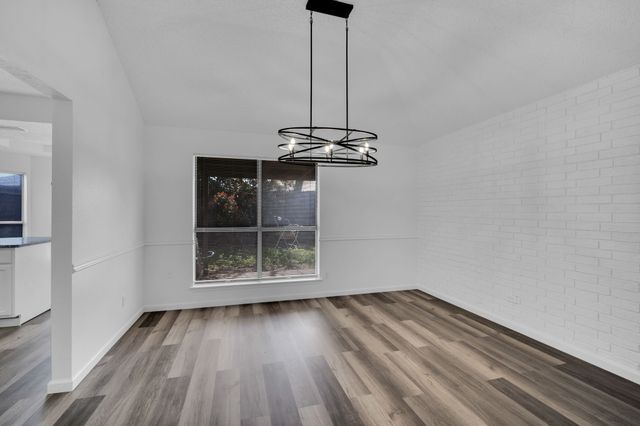 408 Wolfe Street, Cedar Hill, TX 75104