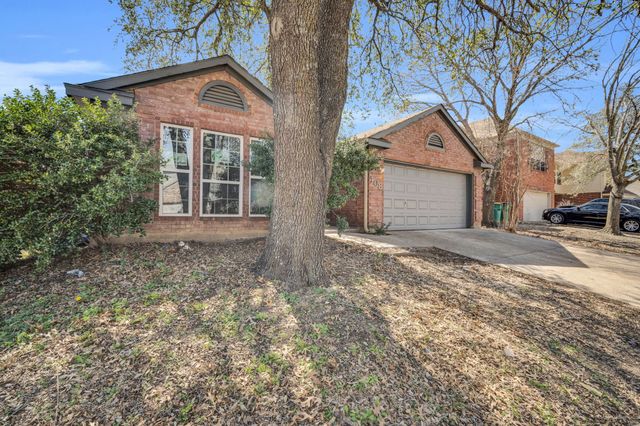 408 Wolfe Street, Cedar Hill, TX 75104