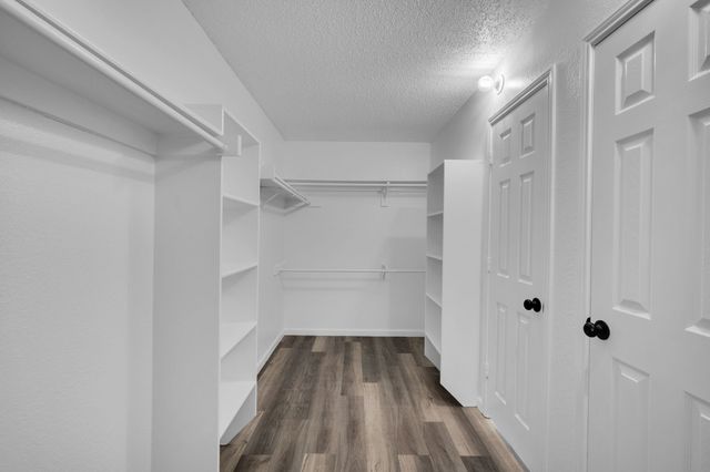 408 Wolfe Street, Cedar Hill, TX 75104