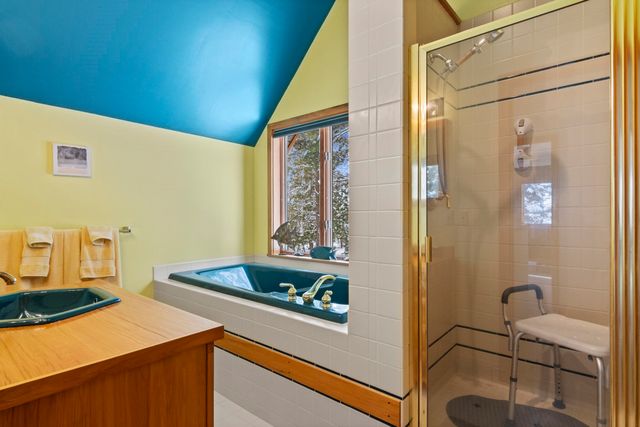 11641 Loon Lane, Long Lake Twp, MI 49685