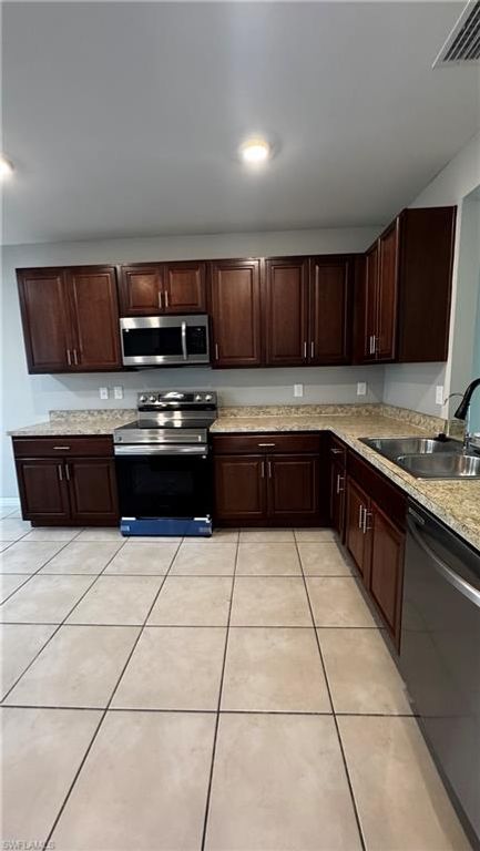 2913 65th ST W, LEHIGH ACRES, FL 33971 — photo 3