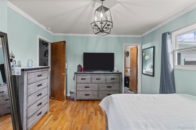 527 Leland Street, Flushing, MI 48433