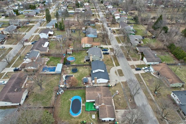 527 Leland Street, Flushing, MI 48433