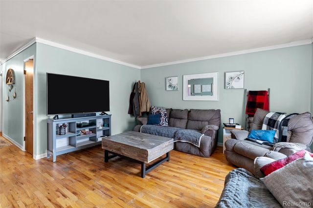 527 Leland Street, Flushing, MI 48433