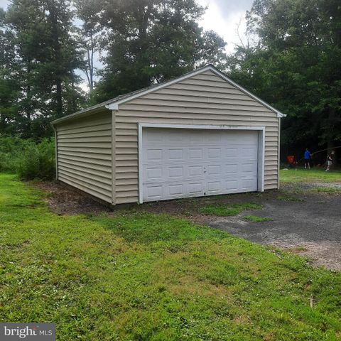 8060 EASTON RD, Ottsville, PA 18942