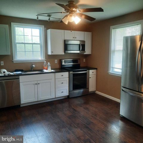 8060 EASTON RD, Ottsville, PA 18942