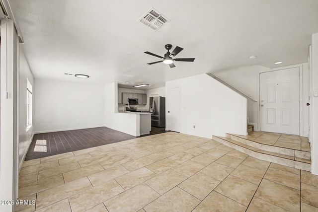11223 W GLENROSA Avenue, Phoenix, AZ 85037