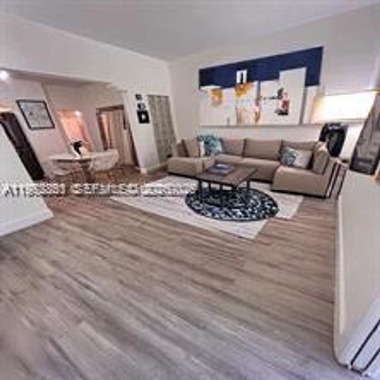 730 12th St 9, Miami Beach, FL 33139