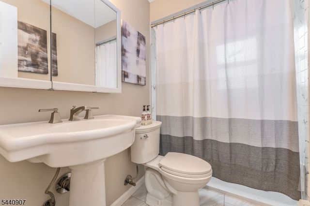 29 Stewartsville Rd, Franklin Twp., NJ 08886