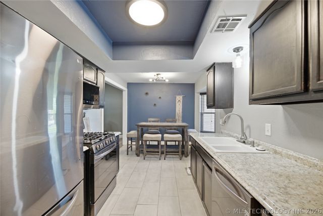 8249 127th East Avenue, Owasso, OK 74055