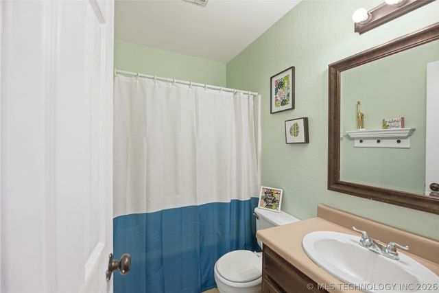 8249 127th East Avenue, Owasso, OK 74055