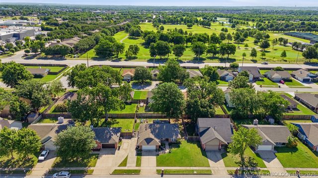8249 127th East Avenue, Owasso, OK 74055