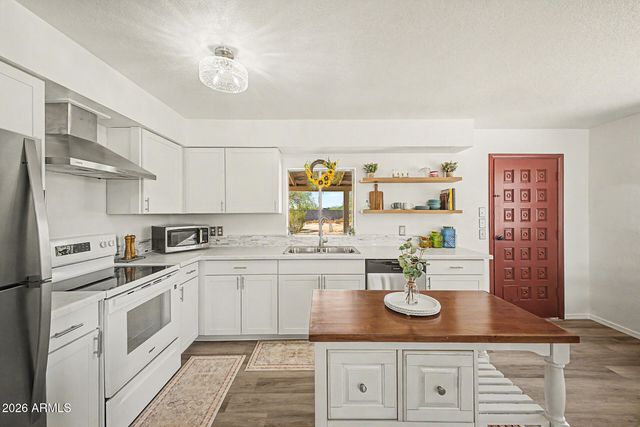 27426 N 44TH Street, Cave Creek, AZ 85331