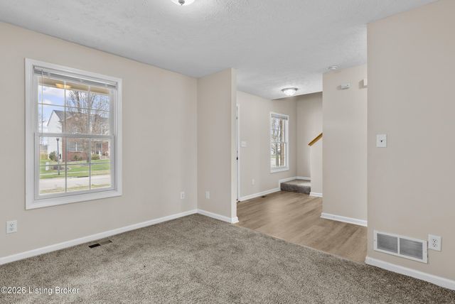 14204 Victory Ridge Dr, Louisville, KY 40245