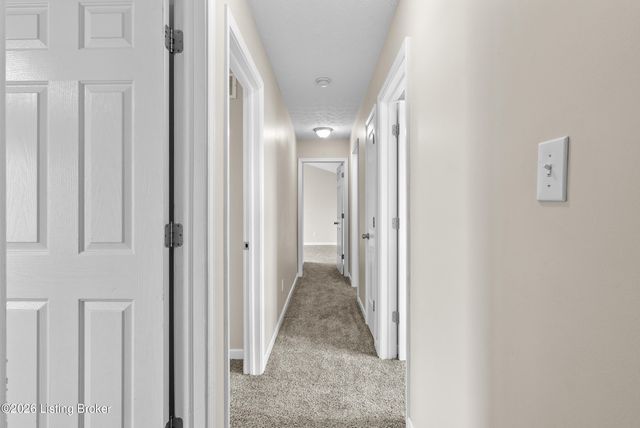 14204 Victory Ridge Dr, Louisville, KY 40245